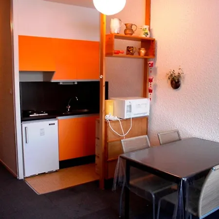 Appartamento Au Pied Des Pistes Avec Parking Gratuit - Fr-1-814-6 Besse-et-Saint-Anastaise